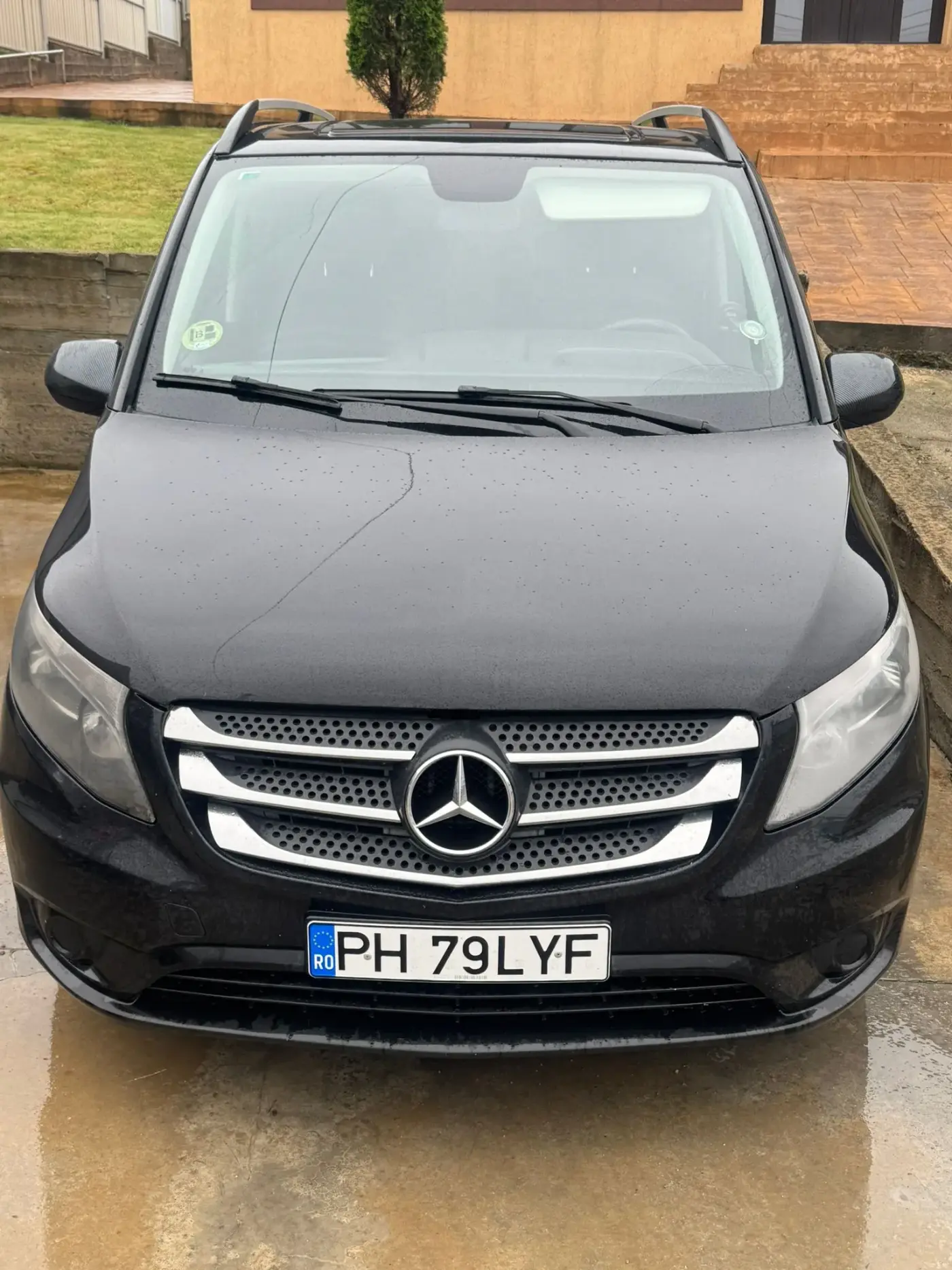 Mercedes Vito Long Front View - Vedere Față